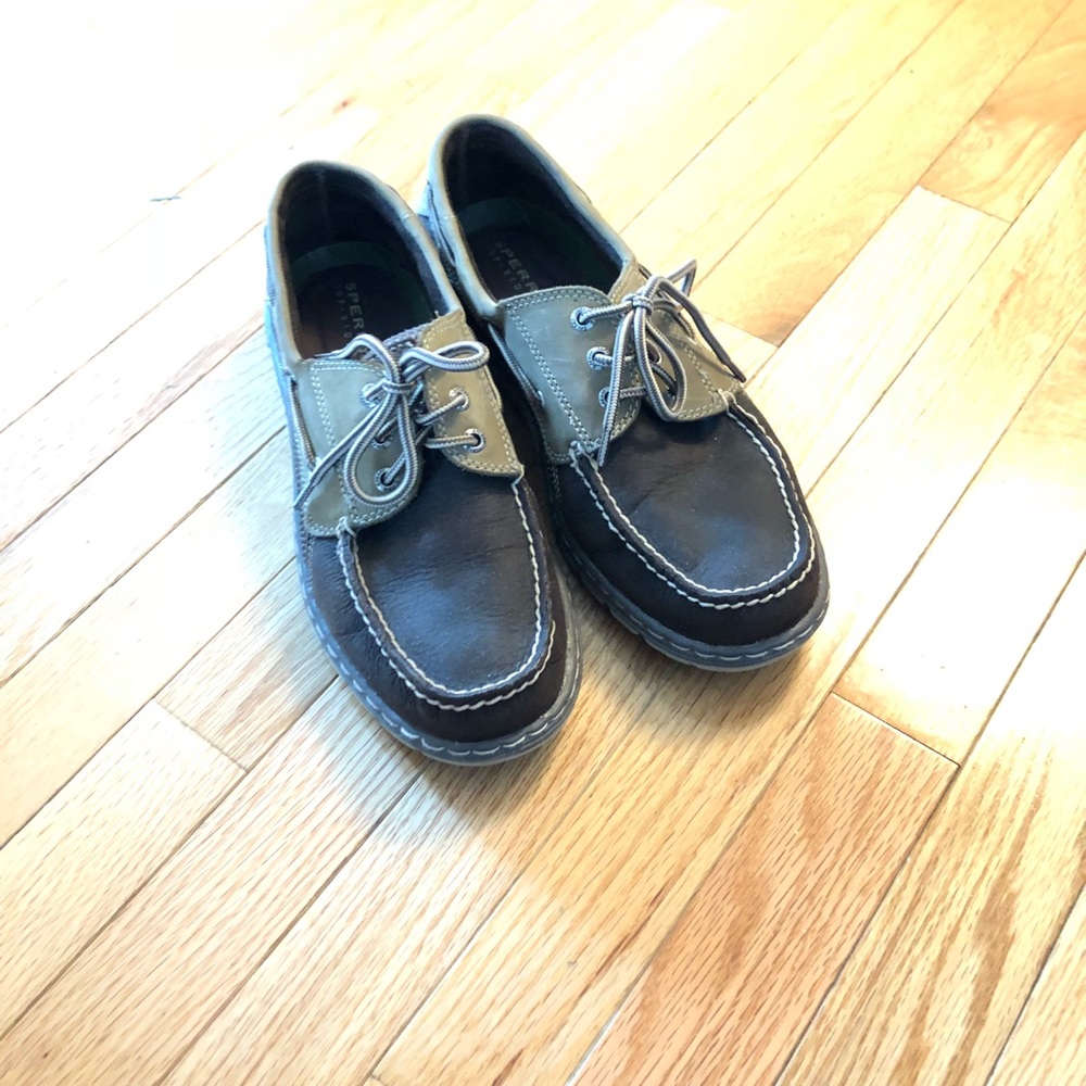 Sperry boat shoe
